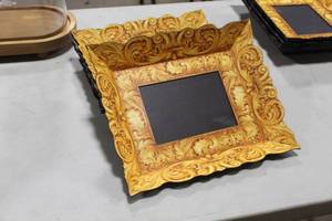 lot 45 image: Lot of (6) Classic Frames Faux Museum Pop-Up Art Frame 5x7 Image