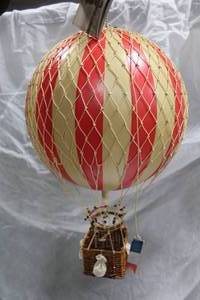 lot 25 image: Authentic Models Royal Aero Hot Air Balloon Basket Dcor Red