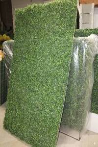 lot 154 image: Foliage Panel Green 48Wx90H