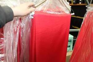 lot 91 image: Lot of (10) Tablecloth Red 120D