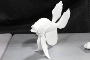 lot 219 image: Fish Statue Table Dcor White 17Lx5Wx13H