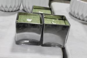 lot 227 image: Lot of (3) Mirror Cube Vase Silver 4Lx4Wx4H  with Floral Foam Insert
