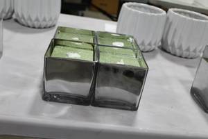 lot 226 image: Lot of (4) Mirror Cube Vase Silver 4Lx4Wx4H  with Floral Foam Insert