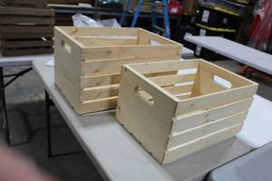 lot 245 image: Lot of (2) Wood Crate