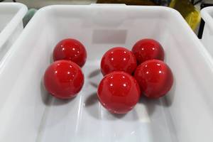 lot 239 image: Lot of (6) Ball Dcor Red  4-12D (in bin)