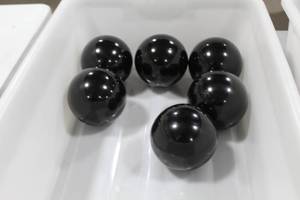 lot 243 image: Lot of (6) Ball Dcor Black  4-12D (in bin)