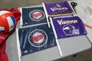 lot 343 image: Lot of (4) Minnesota Team Flags - Twins (x2), Vikings (x2) 14Wx 10-12H