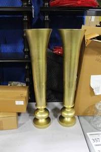 lot 359 image: Lot of (2) Accent Dcor Vera Metal Table Vase Gold 8Dx31H (in box)
