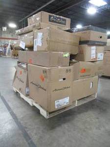 WHOLESALE MIXED PALLET OF BATHROOM SINKS, TOILET PARTS AND REMODEL ITEMS