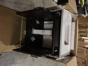 Drysdale 30 in. Wx 34.5 in. H Bath Vanity in Sable with Engineered Stone Vanity Top in Lgt Vein Carrera with White Basin by Home Decorators Collection Customer Returns See Pictures