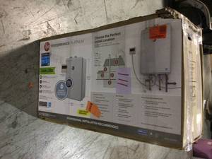 Performance Platinum 8.4 GPM Natural Gas High Efficiency Indoor Tankless Water Heater by Rheem Customer Returns See Pictures