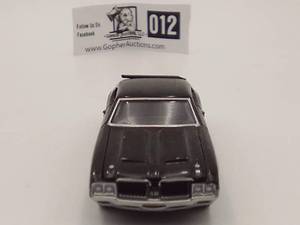 Custom 1970 Oldsmobile 442 Greenlight Muscle Car Garage Black