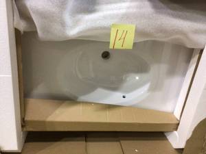 31 in. W x 19 in. D Cultured Marble Vanity Top in Solid White with Solid White Basin with 4 in. Faucet Spread by Design House Customer Returns See Pictures&nbsp