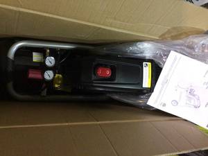 8G 150 PSI Hotdog Air Compressor by Husky Customer Returns See Pictures&nbsp