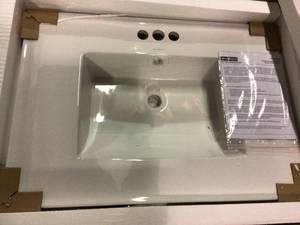Voltaire 31 in. Vanity Top in Glossy White with 1-Basin Customer Returns See Pictures&nbsp