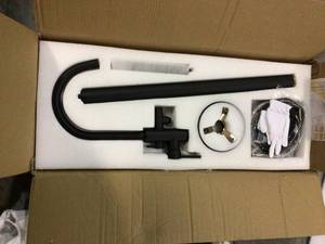 Akdy 1-Handle Freestanding Floor Mount Tub Faucet Bathtub Filler with Hand Shower in Matte Black not used