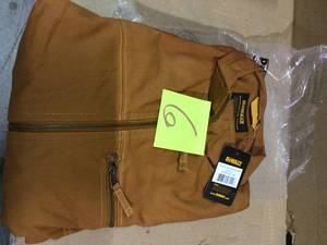 lot 6 image: Decatur Mens Size 2X-Large Tan CottonLycra Jacket by DEWALT Customer Returns See Pictures 