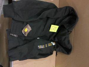 lot 18 image: Mens Medium Peat CottonPolyester Rain Defender Paxton Heavyweight Hooded Zip-Front Sweatshirt by Carhartt Customer Returns See Pictures 
