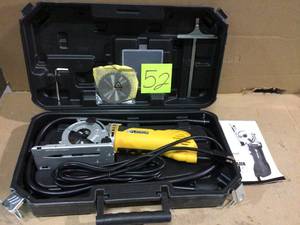lot 52 image: Platinum Compact Circular Saw Set for DIY Projects Cut Any Type of Material Customer Returns See Pictures 