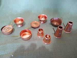 lot 31 image: 12 Pc Copper Kitchen Mini Playset