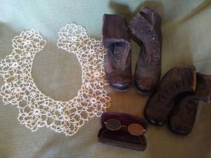 lot 58 image: Antique Shoes, Spectacles and Collar