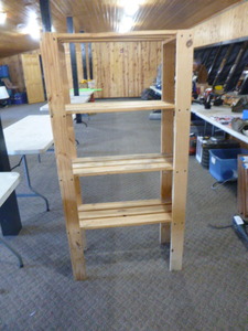 lot 15 image: 4 Tier Wooden Shelf