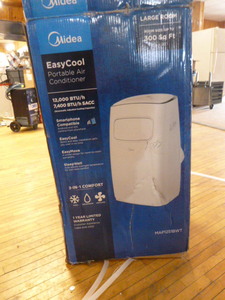 lot 2 image: NEW Midea Easy Cool Portable Air Conditioner