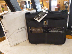 lot 57 image: NEW London Fog Suitcase