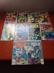 lot 99 image: 10 Incredible Hulk Comics