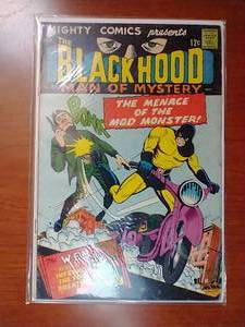 lot 118 image: The Black Hood #50 - Silver Age
