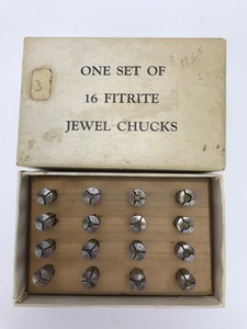 Vintage -&nbsp&nbspSet of 16 Jewel Chucks