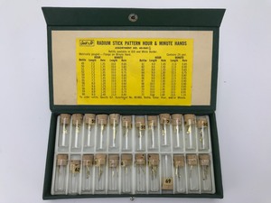Vintage -&nbsp&nbspQuick Fit Radium Stick Pattern Hour &amp Minute Hands