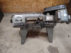 lot 20 image: 4 12 Metal Cutting Bandsaw, 34 h...