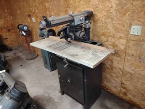 lot 34 image: Craftsman 10 Radial Arm Saw...