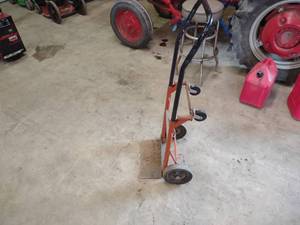 lot 36 image: Hand Truck...