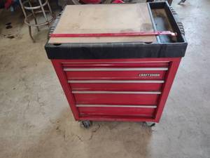 lot 37 image: Craftsman Tool Cabinet...
