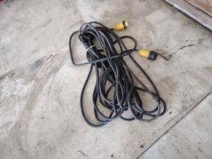 lot 82 image: 220 Volt Extension Cord...