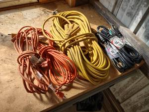 lot 94 image: Assorted Cords...