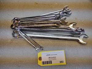 lot 202 image: Craftsman Wrenches 14-1...