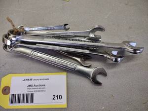 lot 210 image: Craftsman Wrenches 14-34...