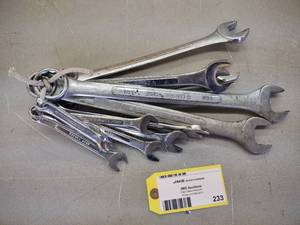lot 233 image: Wrench Set 38-1 14...