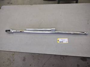 lot 257 image: 1 x 40 Breaker Bar & 1 x 14 Ext...