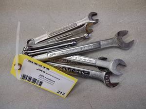 lot 213 image: Craftsman Wrenches 14-34...