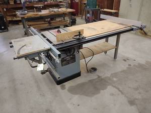 lot 104 image: Delta Unisaw Model 34802 10 Tiltin...
