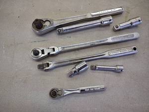 lot 186 image: Assorted Craftsman Ratchets & Exten...