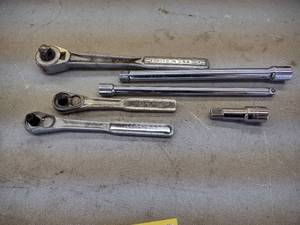 lot 187 image: Assorted Craftsman Ratchets & Exten...