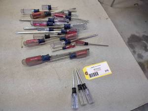 lot 270 image: Craftsman Screwdrivers & Torx Drive...