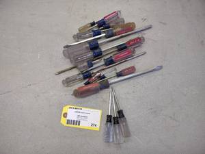 lot 274 image: Craftsman Screwdrivers & Torx Drive...