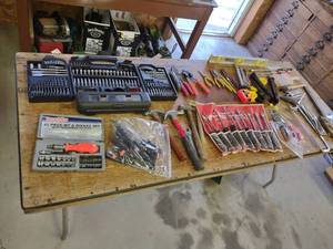 lot 282 image: Assorted Tools...