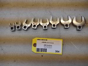 lot 304 image: Craftsman Crows Feet Sockets, 716-...